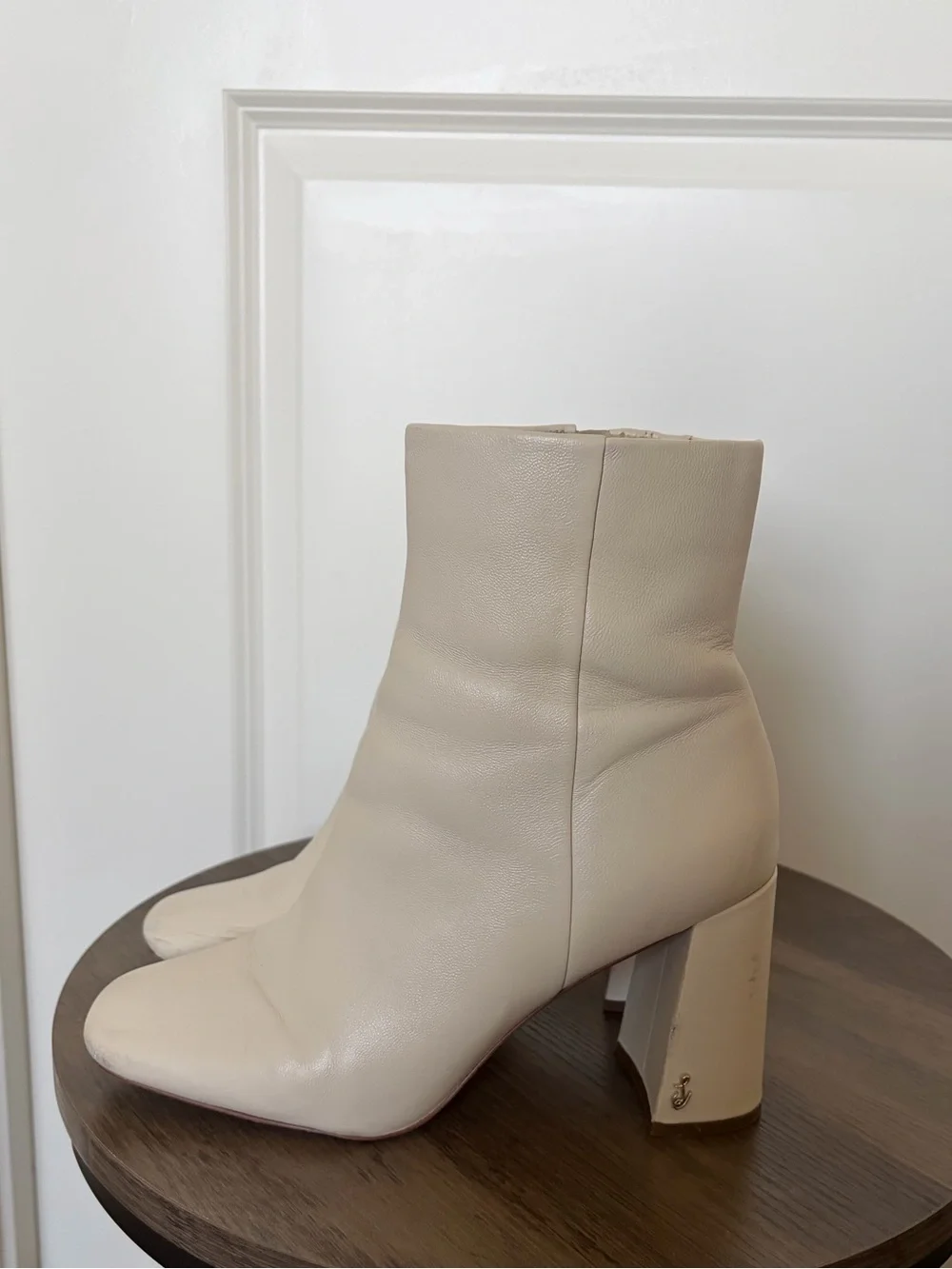 SAM EDELMAN - Daria Block Booties